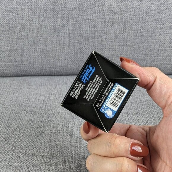 Blackpink Shut Down Jisoo Funko Pocket Pop! Key Chain - Picture 6 of 7